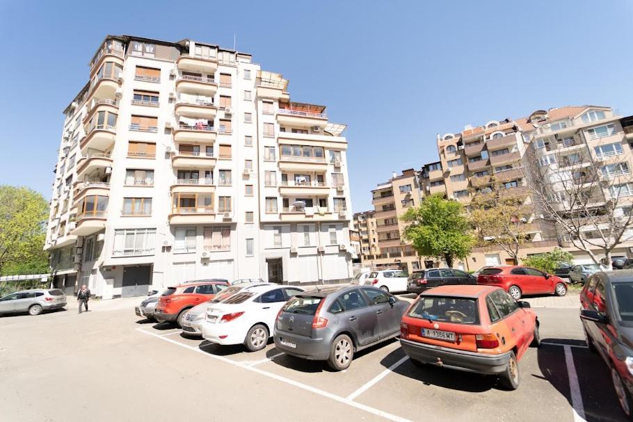 Апартамент За Гости Уют Burgas Ngoại thất bức ảnh